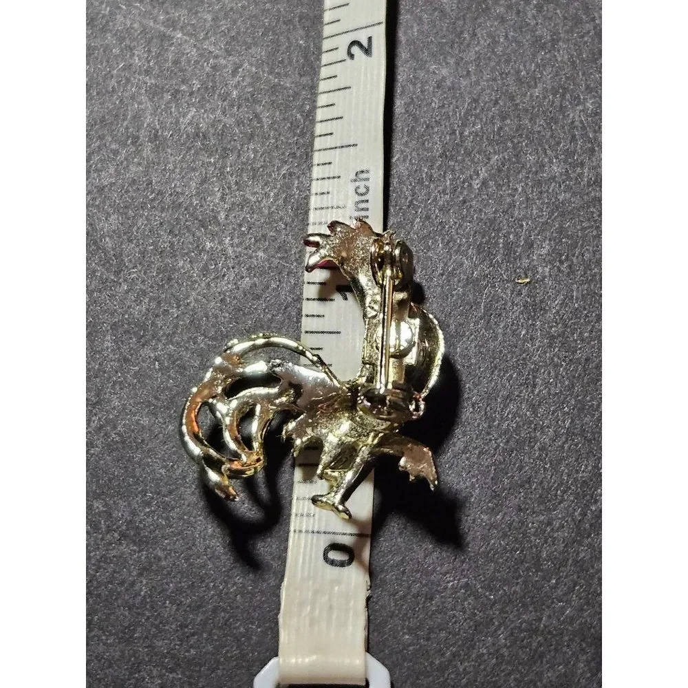 Vintage gold tone rooster brooch